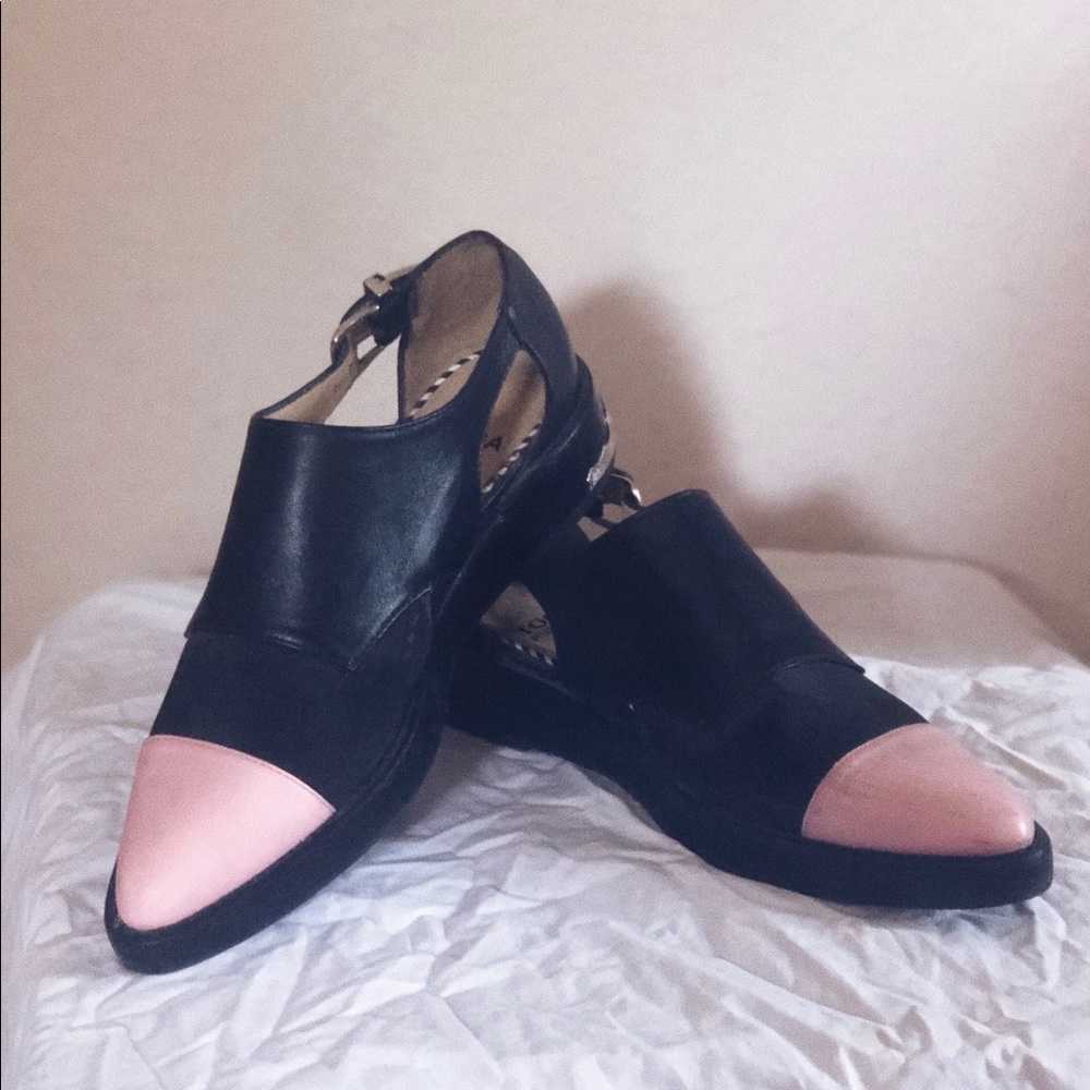 Toga Pulla Women's Buckle Leather Shoes